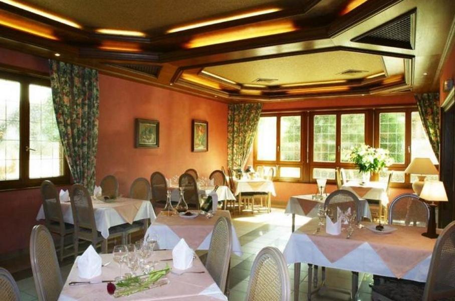 Restaurant A L'Aigle Hotel Wimmenau Eksteriør billede