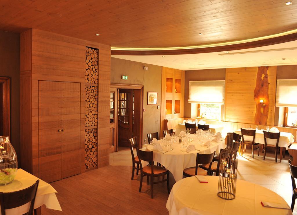Restaurant A L'Aigle Hotel Wimmenau Eksteriør billede